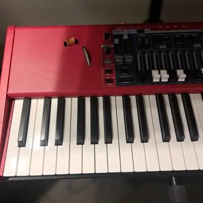 Nord - STAGE 4 88 2